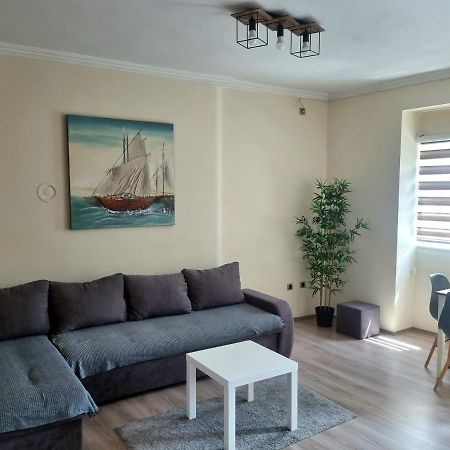 Dixy Apartman Belgrado Exterior foto