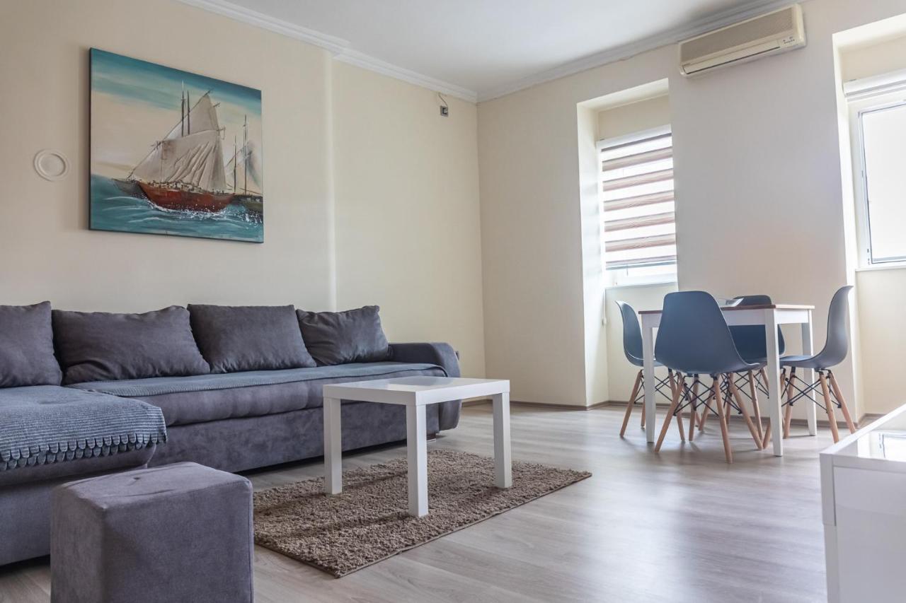 Dixy Apartman Belgrado Exterior foto